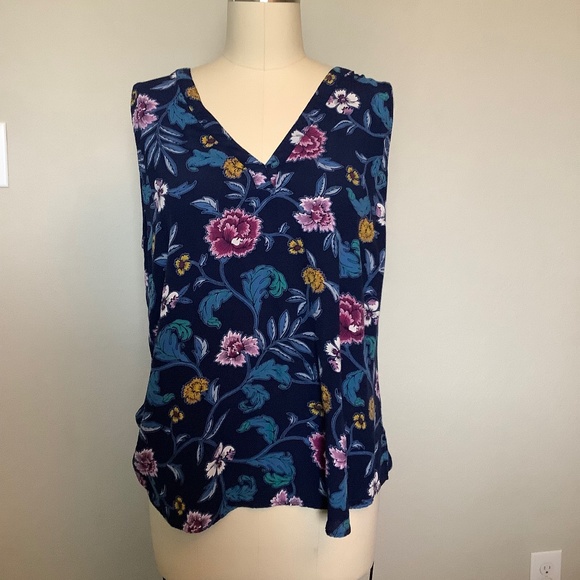 Old Navy Tops - High low blue floral tank